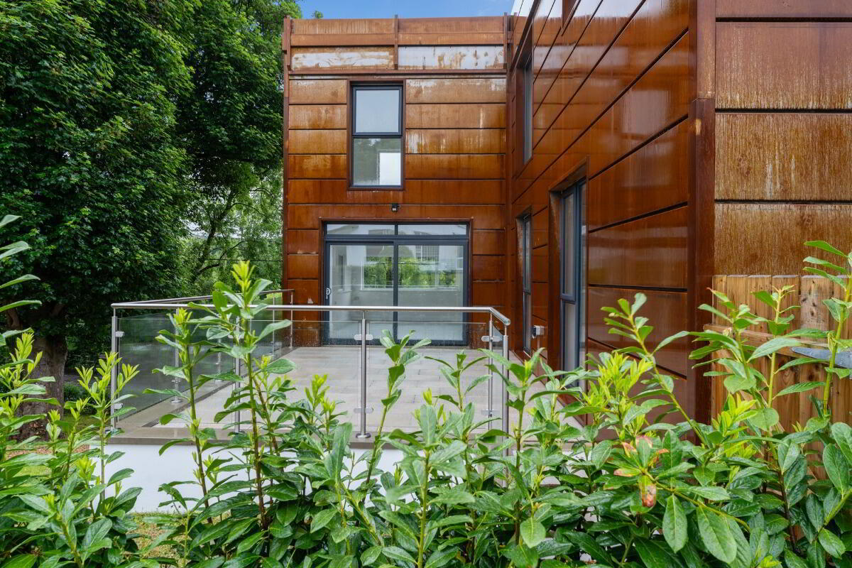 The Qube, 11 Hazelwood Avenue 33 of 34