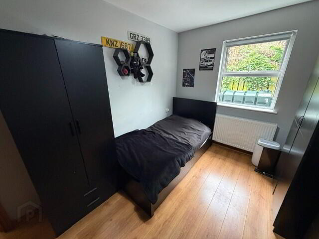 7 Summerfield Mews, Summerfield Street 6 of 7