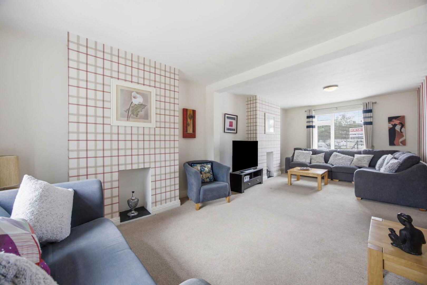 8 Dromlee Crescent 3 of 21