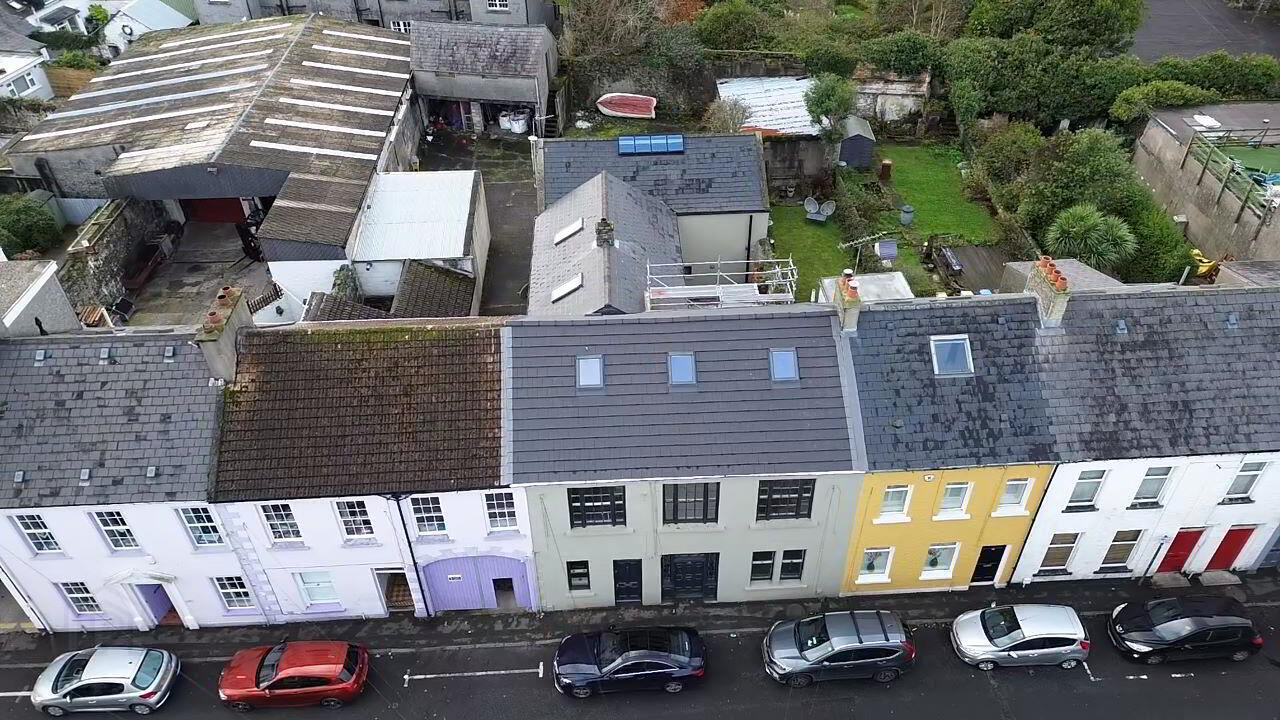 15 Bow Street 2 of 18