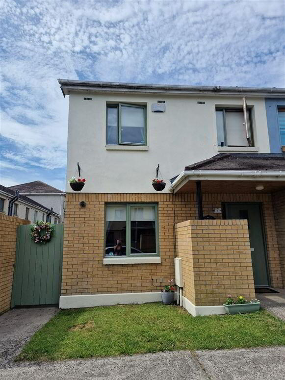 7 Russell Drive 1 of 29