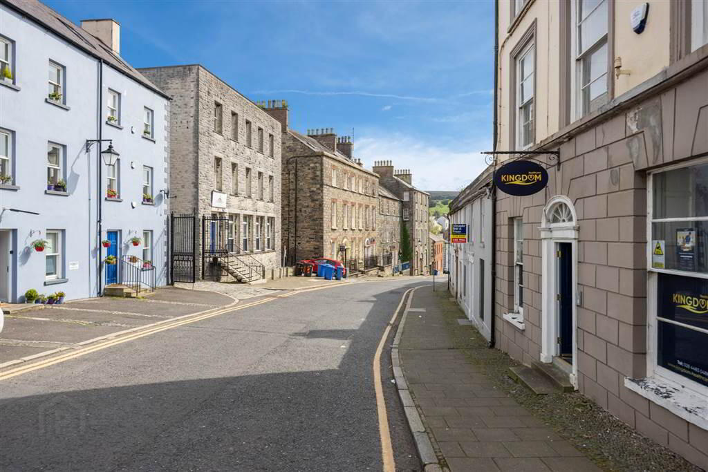 32 English Street 21 of 22