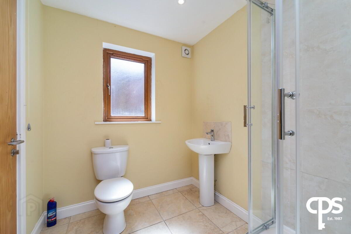 Apt 2, 172 Tates Avenue 8 of 9