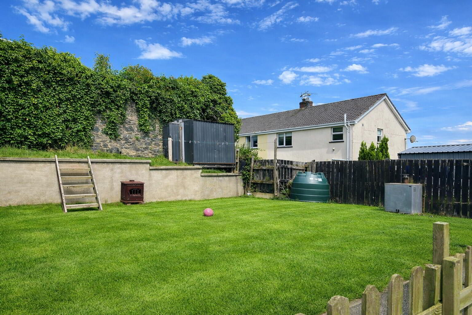 23 Annvale Green 13 of 13