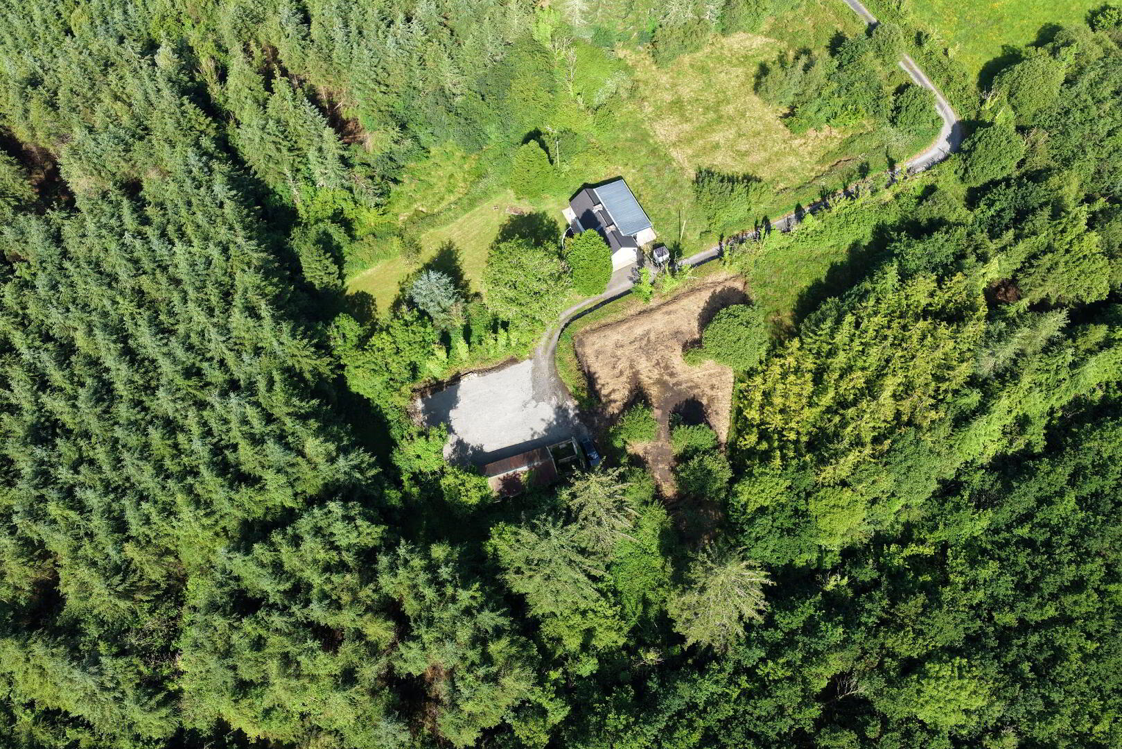 Corgar Cottage 2 of 33