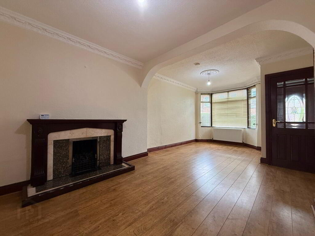 6 Garland Avenue 3 of 12