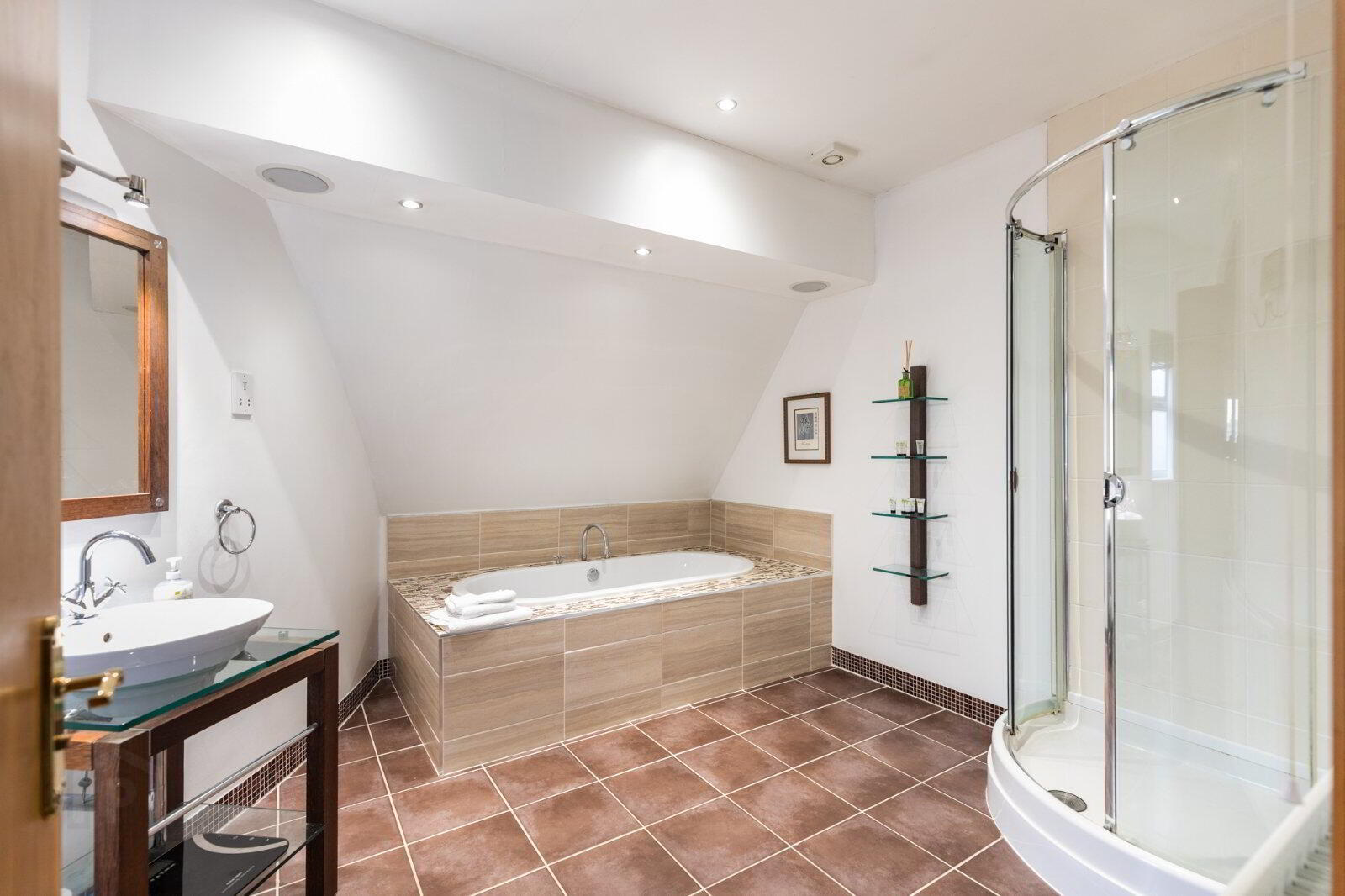 Apartment 12 83 Lower Windsor Avenue 20 of 21