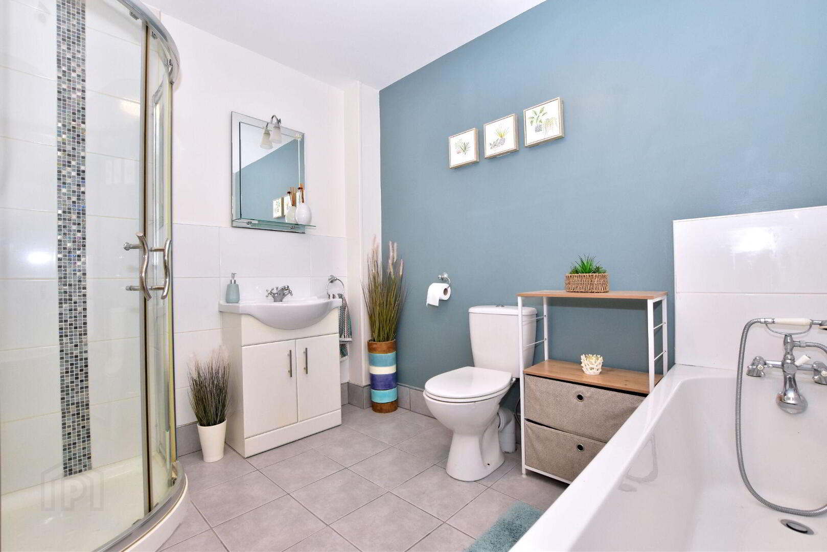 2 Queensway Mews 11 of 12