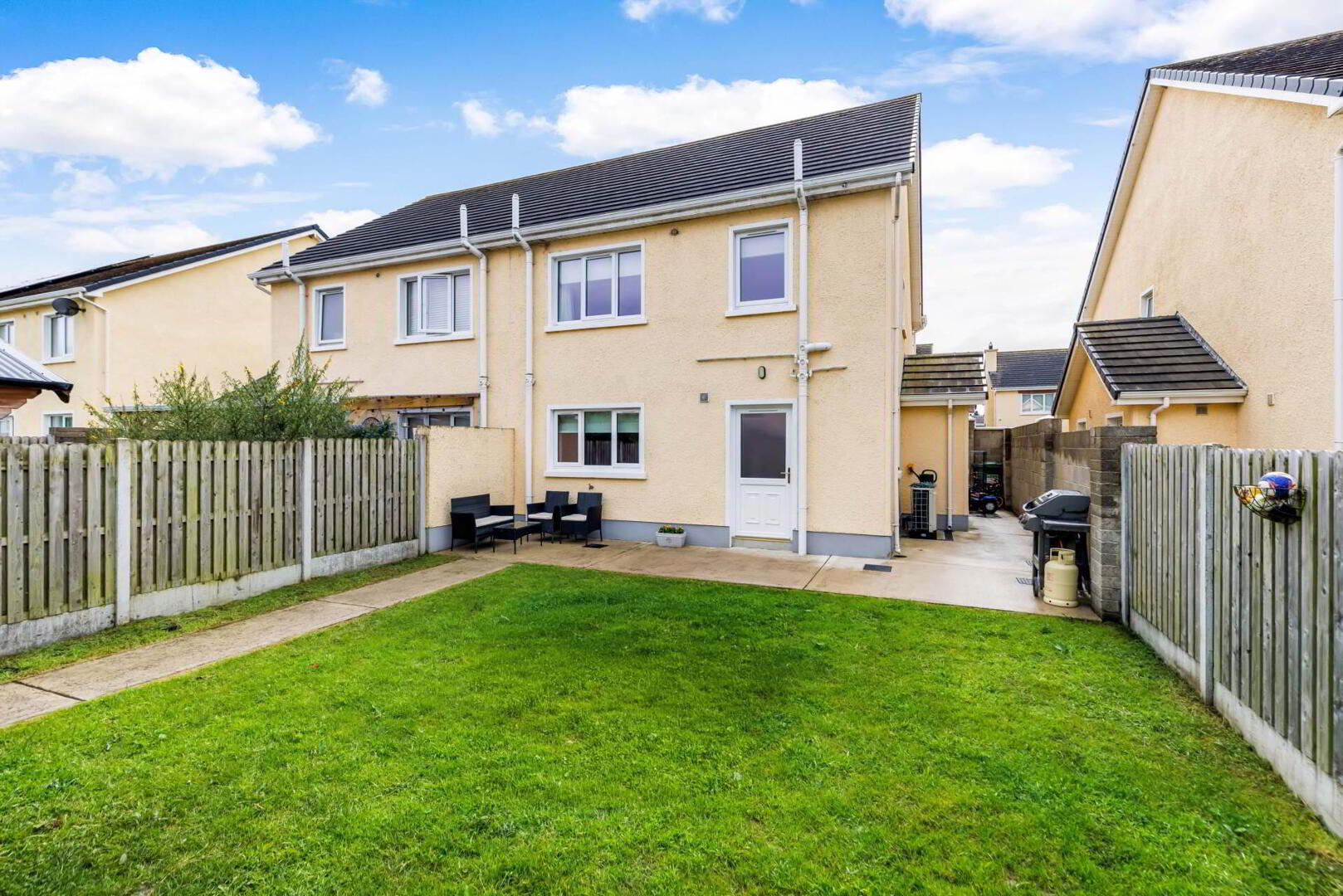 4 Bellfield Park 40 of 41