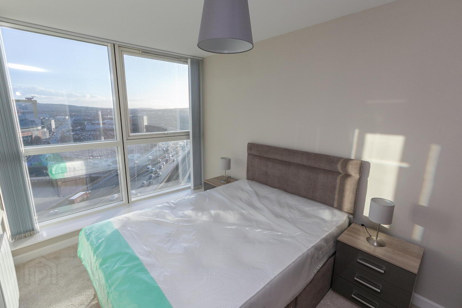 17-06 Obel, 62 Donegall Quay 7 of 8
