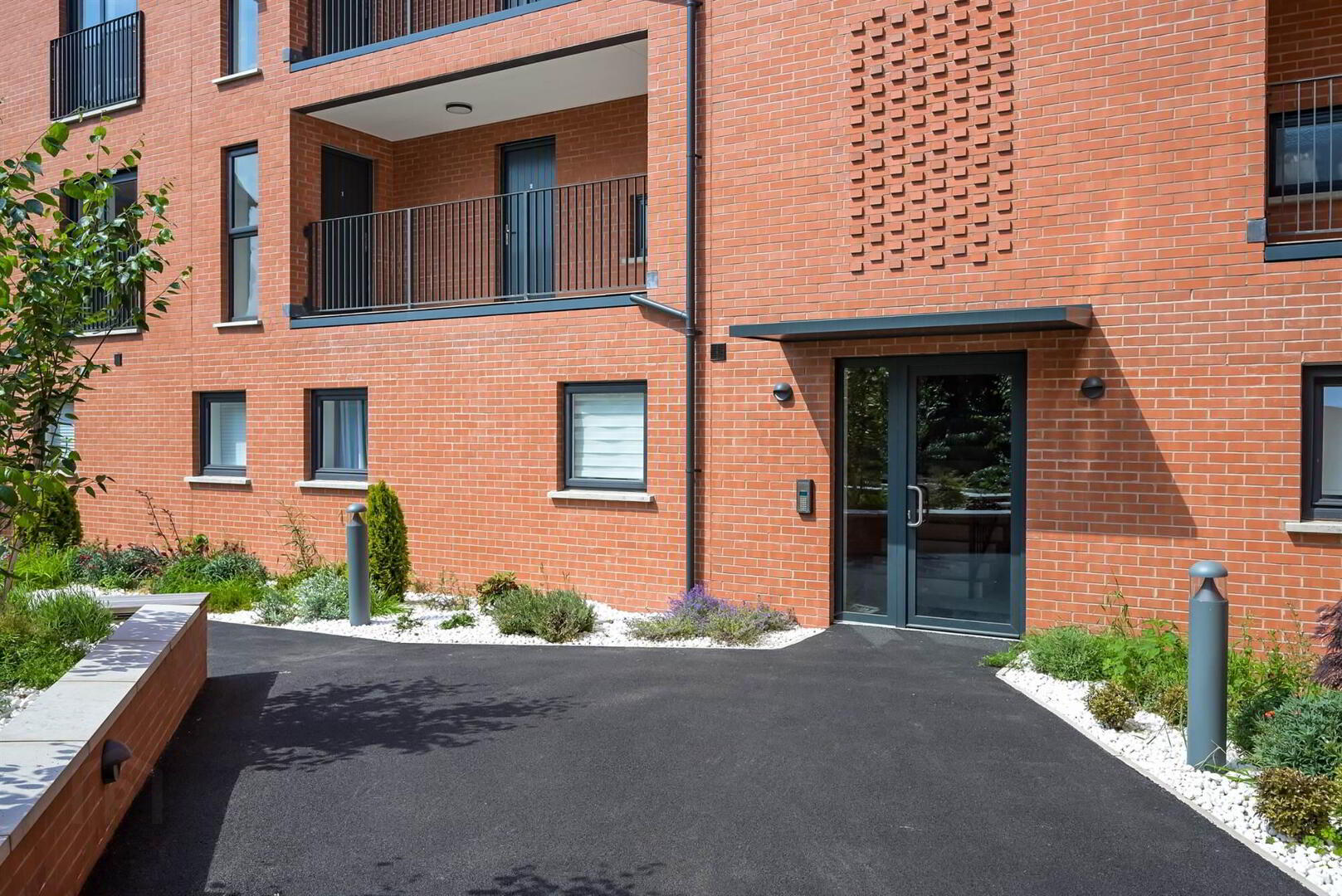 Apt 8, 4 Dayton Street 2 of 22