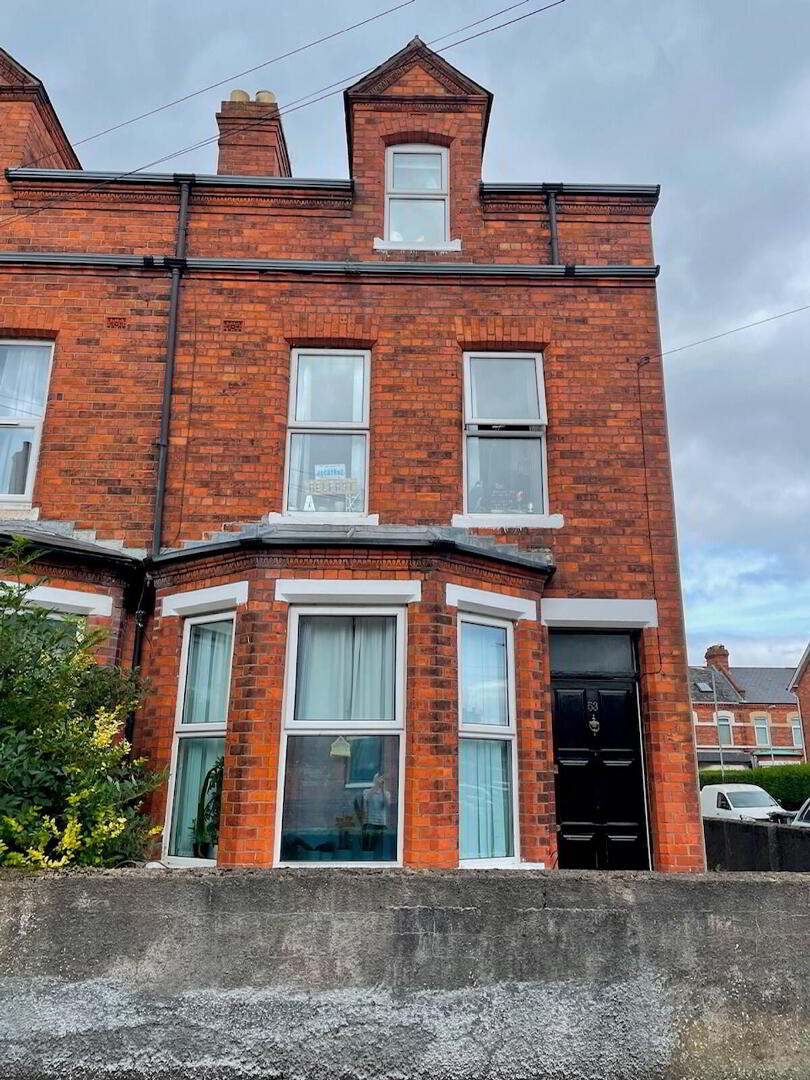 53 Haypark Avenue 1 of 9