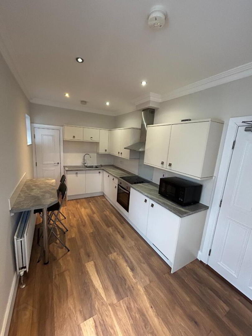 Unit 2, 41 Malone Road 3 of 17