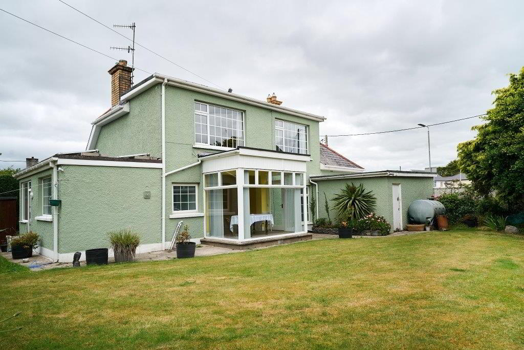 Centre-Ville Cottage, 8 Park Lane 2 of 27