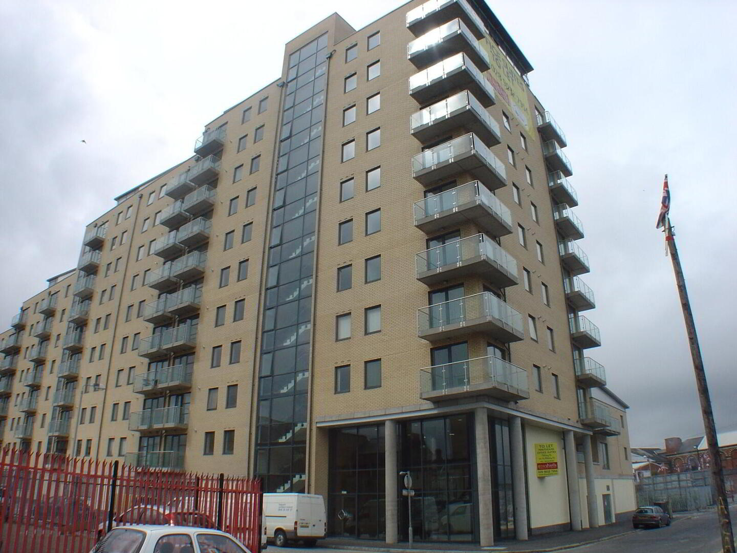 96 Victoria Place, 20 Wellwood Street 1 of 6