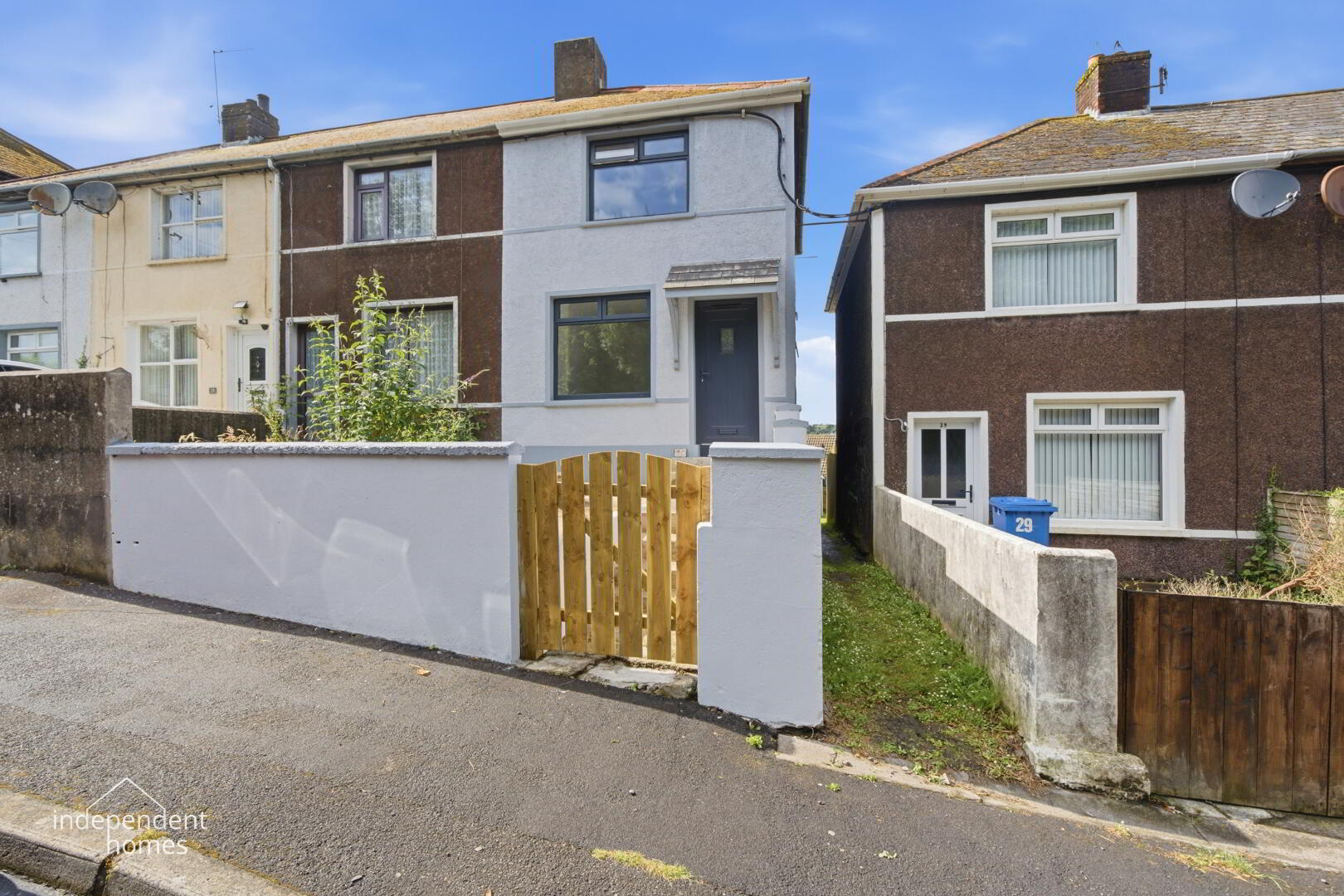 31 Ballysnod Road 1 of 8