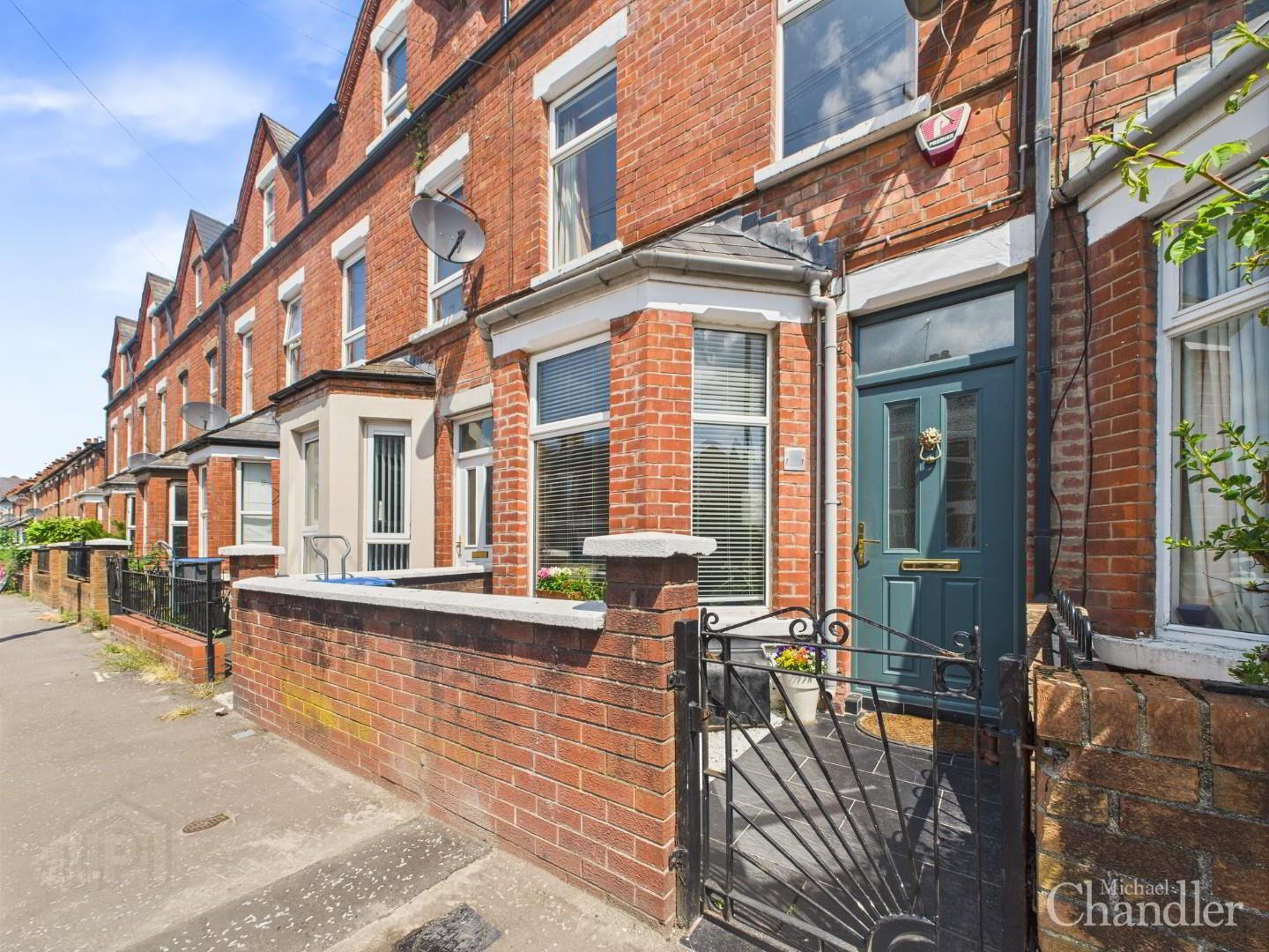 62 Ravenhill Avenue 2 of 24