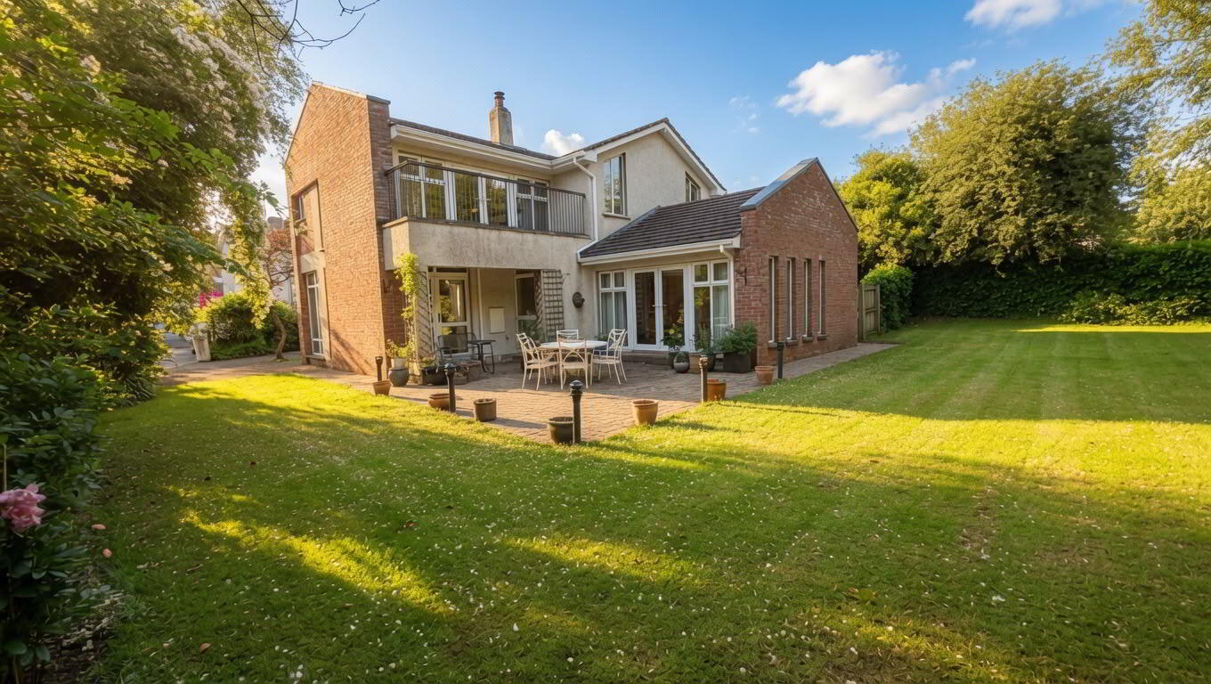 12 Cloonavin Park 2 of 37
