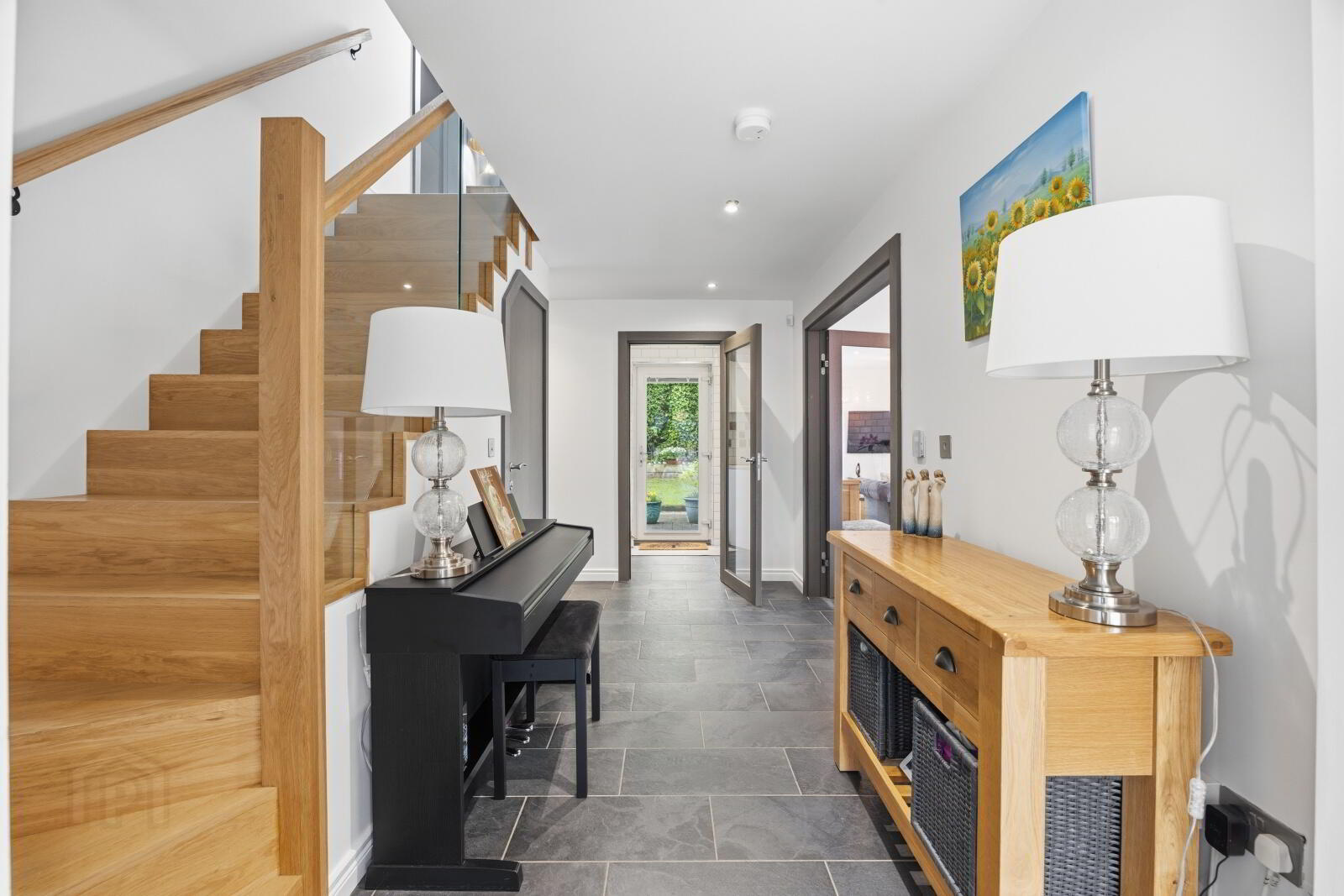 2F Knockdarragh Park 2 of 56