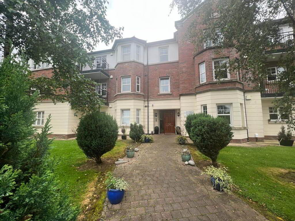Apt 1 Oak House, 30 Beech Heights 3 of 12