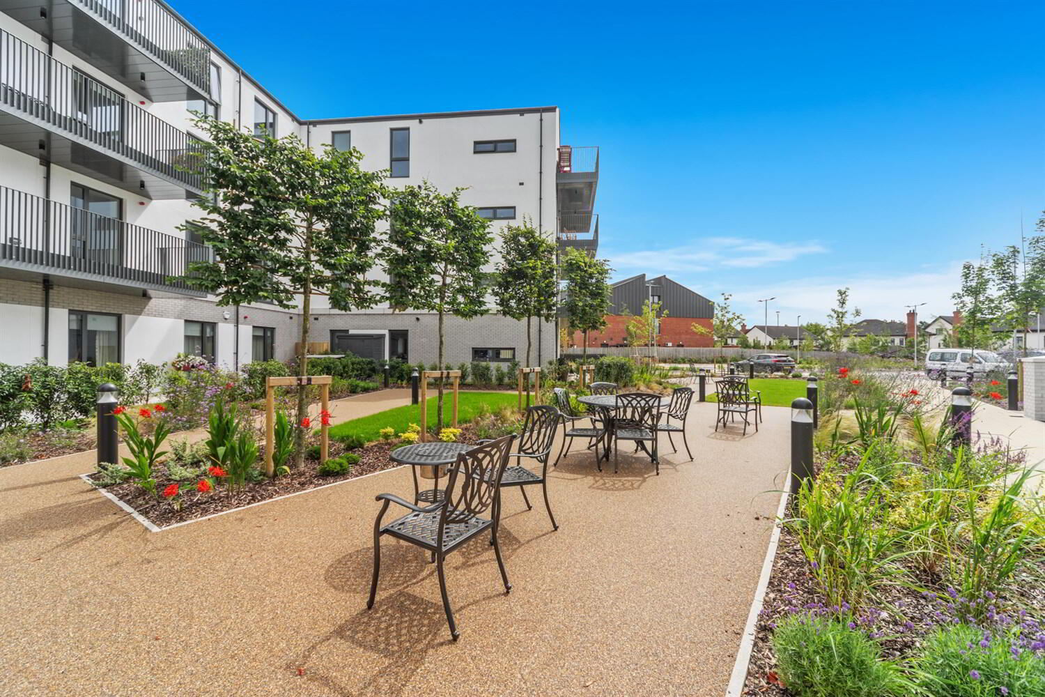 Apt 8 The Residences, 10 Kings Hall Lane 18 of 19