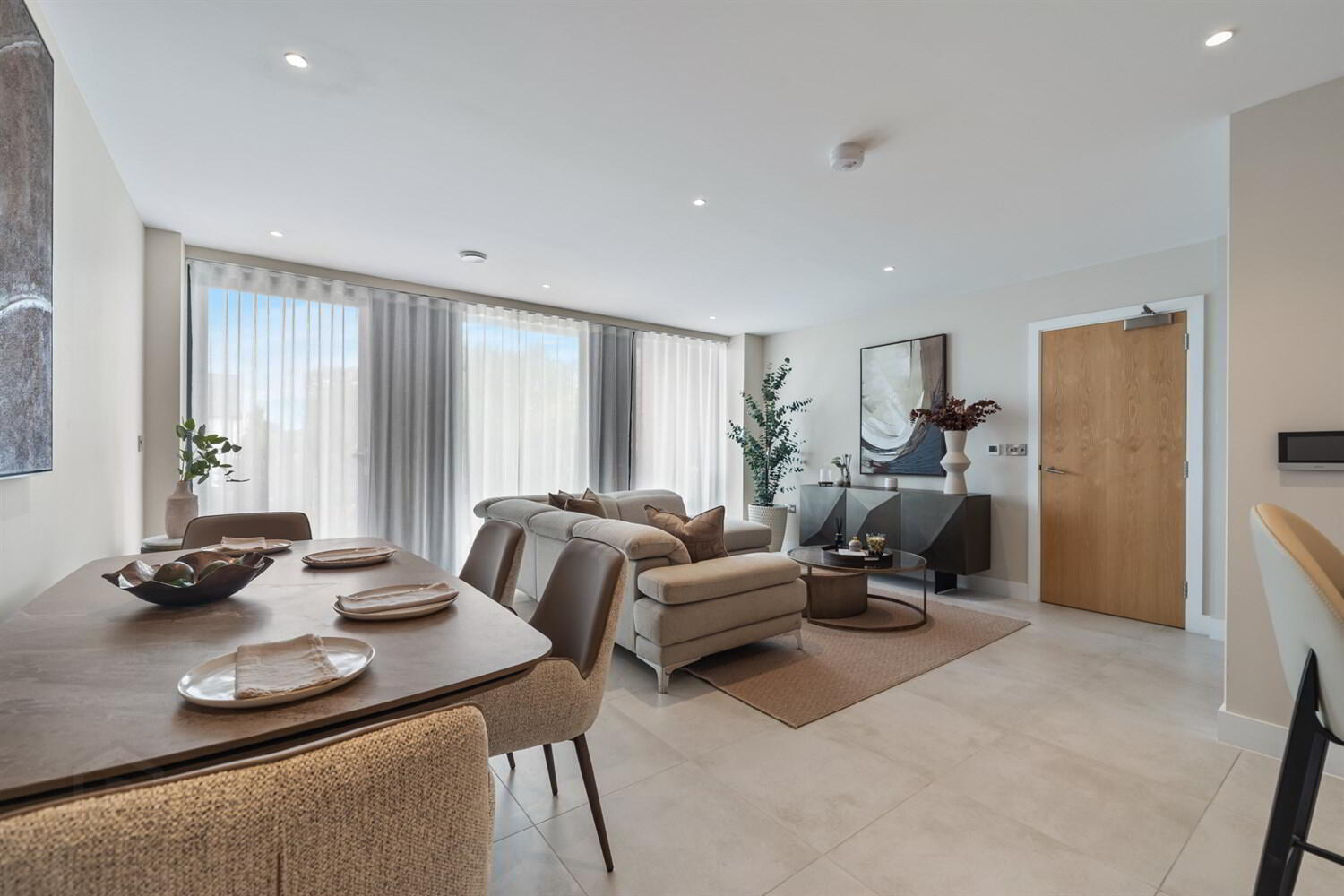 Apt 8 The Residences, 10 Kings Hall Lane 2 of 19