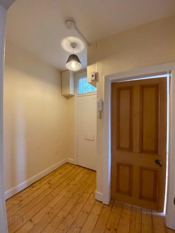 2 Wardlaw Terrace 9 of 10