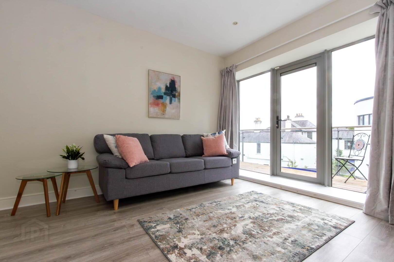 Apartment 302 Block K Beechwood Court 2 of 13