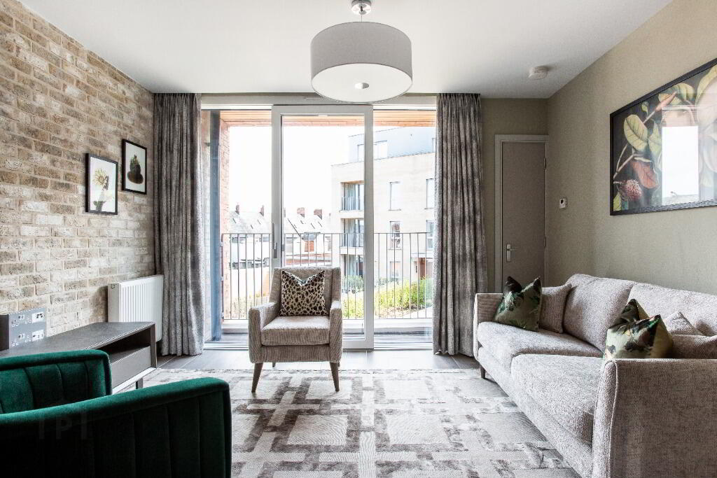 Apt 8 The Residence, 334 Ormeau Road 3 of 18