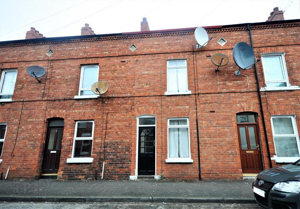 3 Dunvegan Street 1 of 8