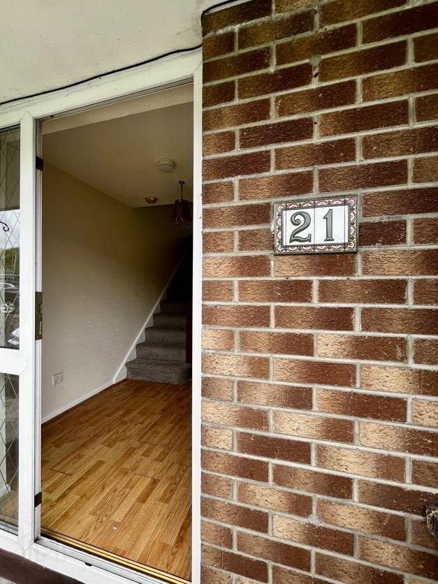 21 Beaufort Drive 2 of 11