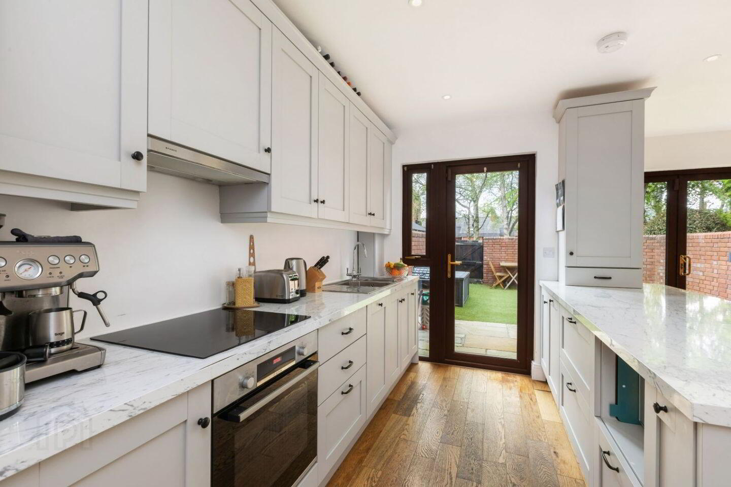 5 Martello Mews 3 of 15