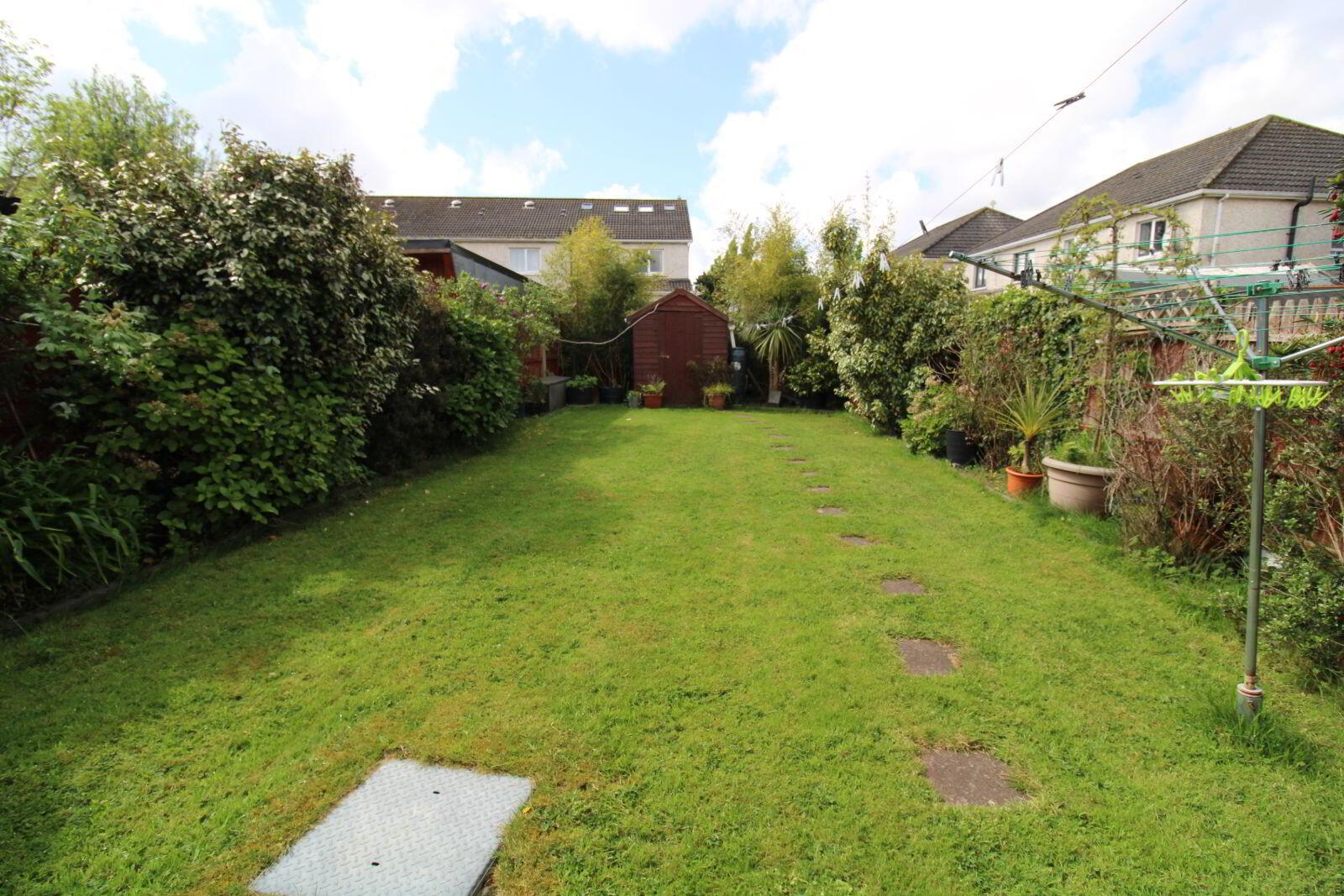 18 Beechfield Lawns 16 of 17