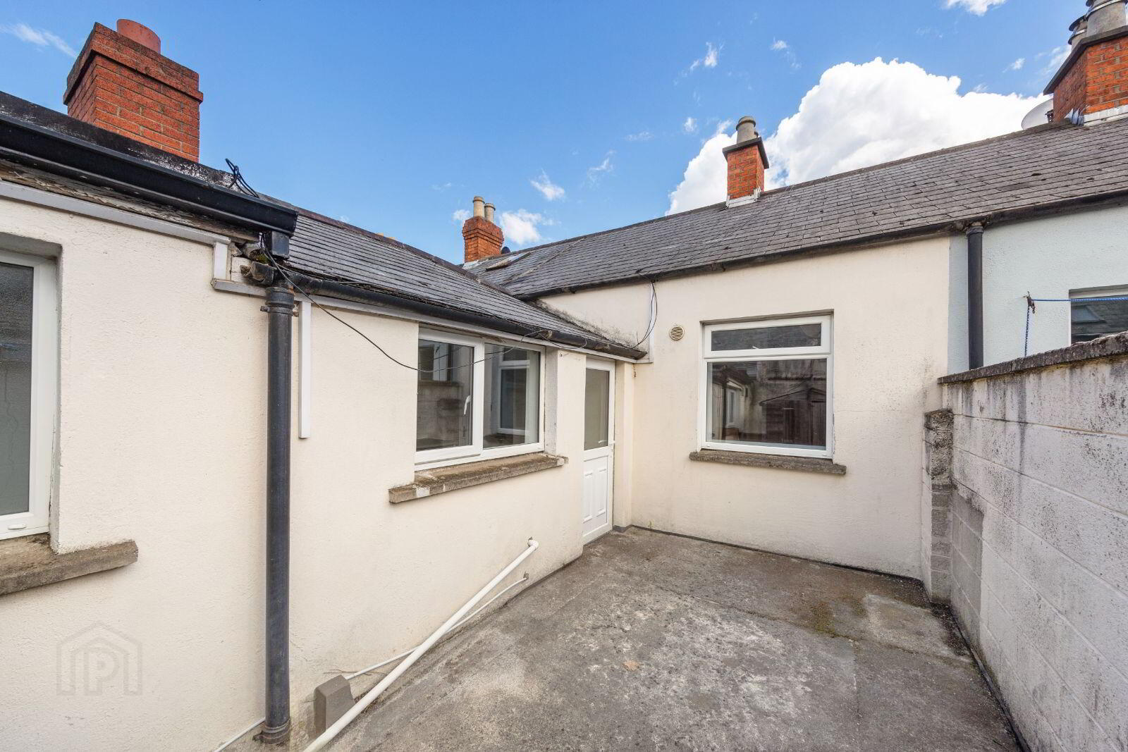 7 Synnott Row 7 of 8
