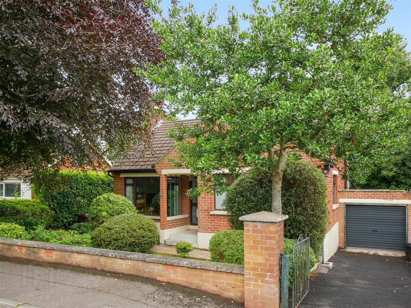 5 Glenhugh Park 1 of 16