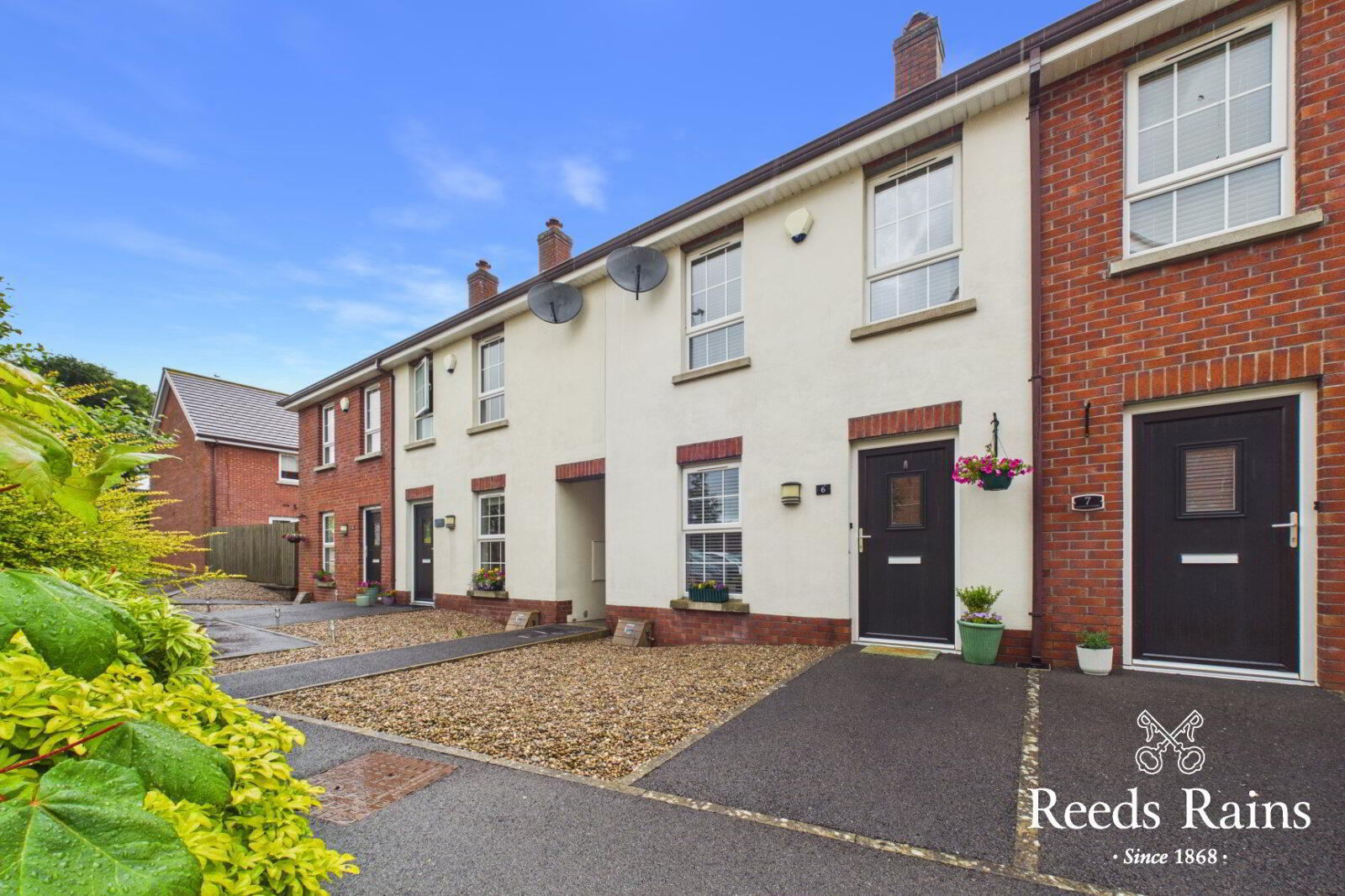 6 Church Court 1 of 25