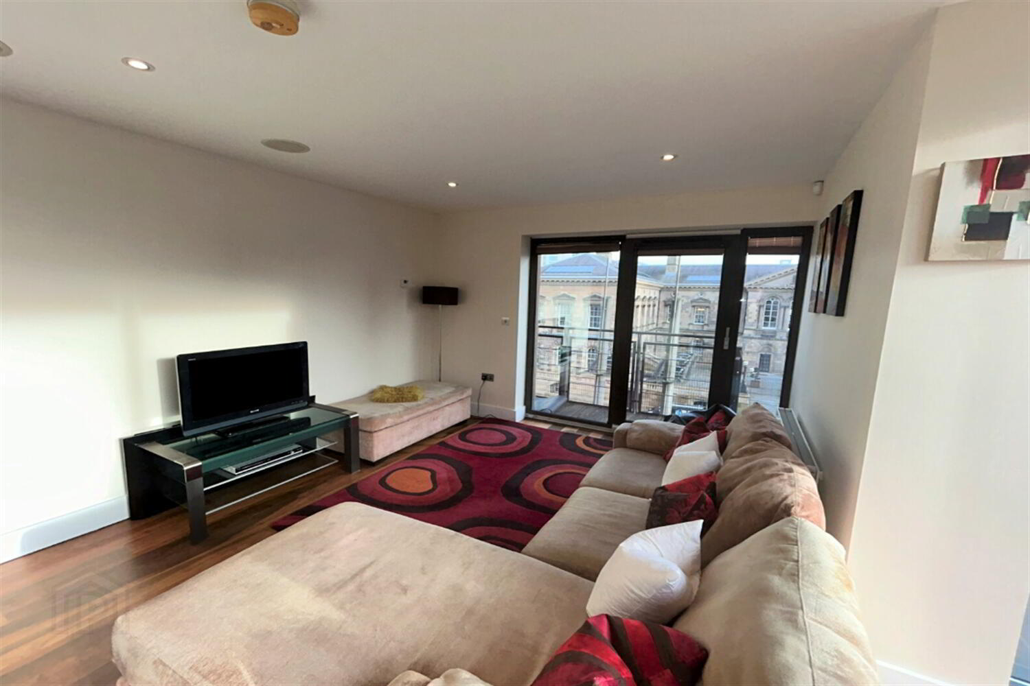 69 Custom House Residence, 4 Ulster Street 3 of 8