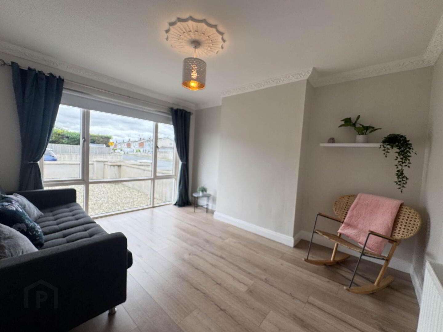 6 Hazelwood Avenue 2 of 15
