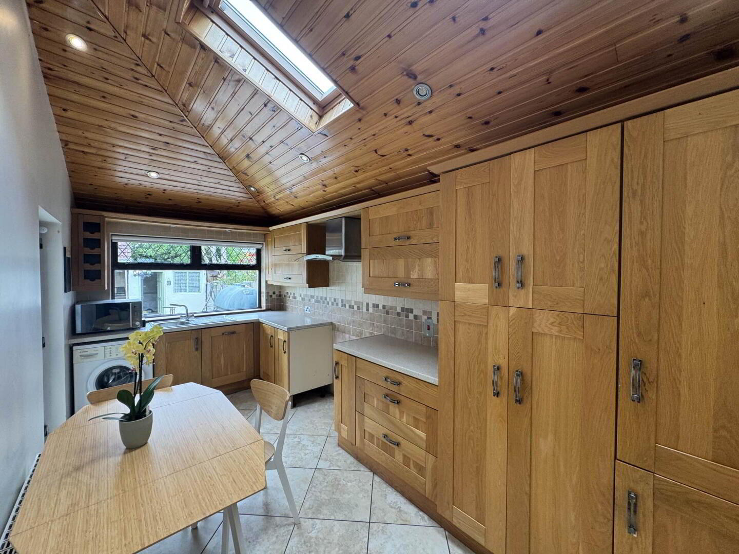 6 Hazelwood Avenue 3 of 15