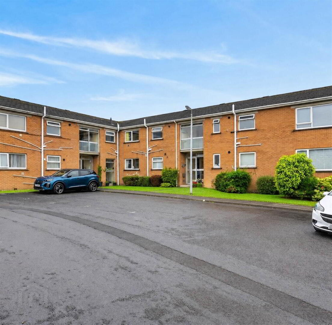 Apt 24, Sunningdale Court 1 of 18