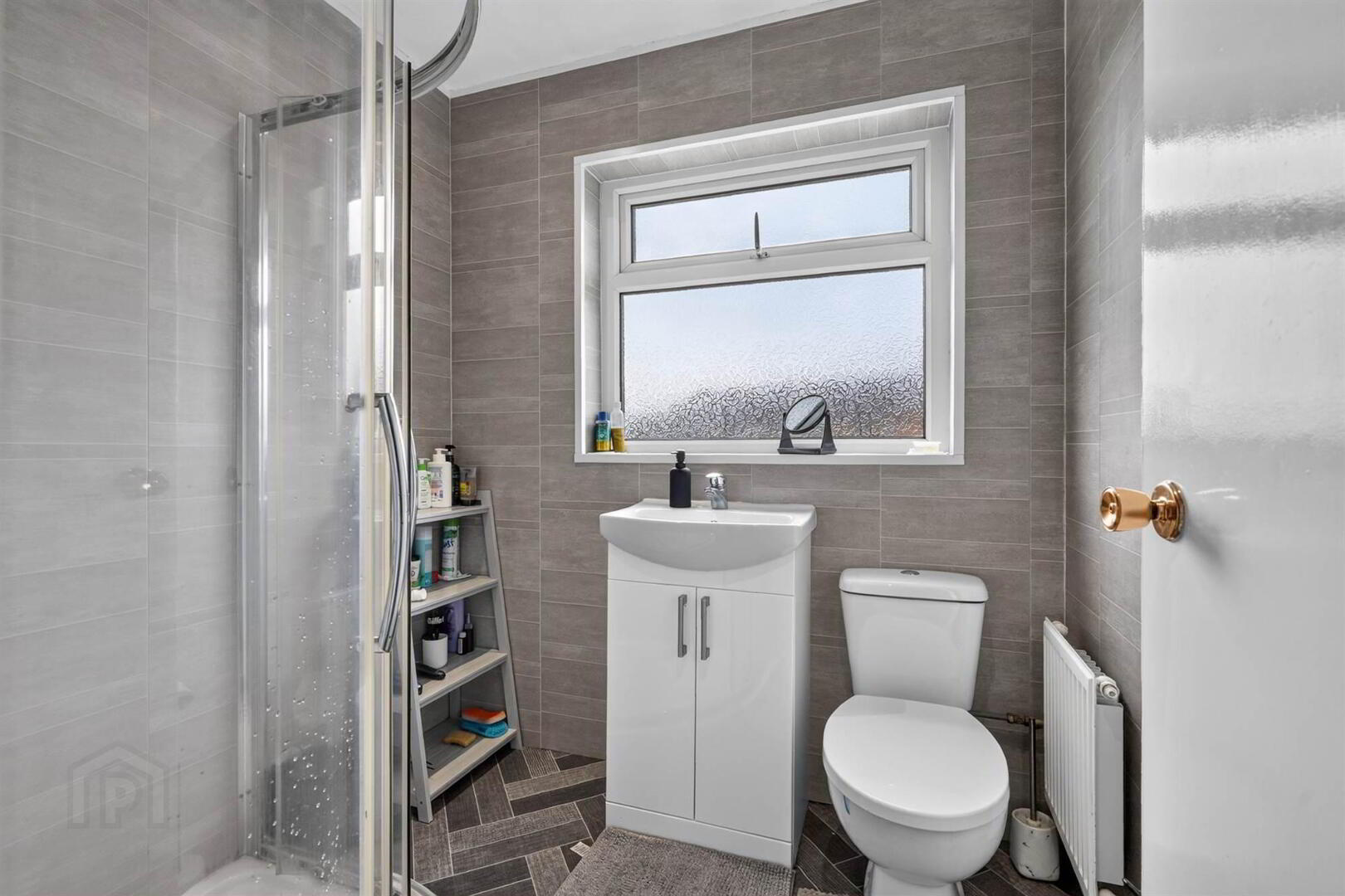 Apt 24, Sunningdale Court 17 of 18