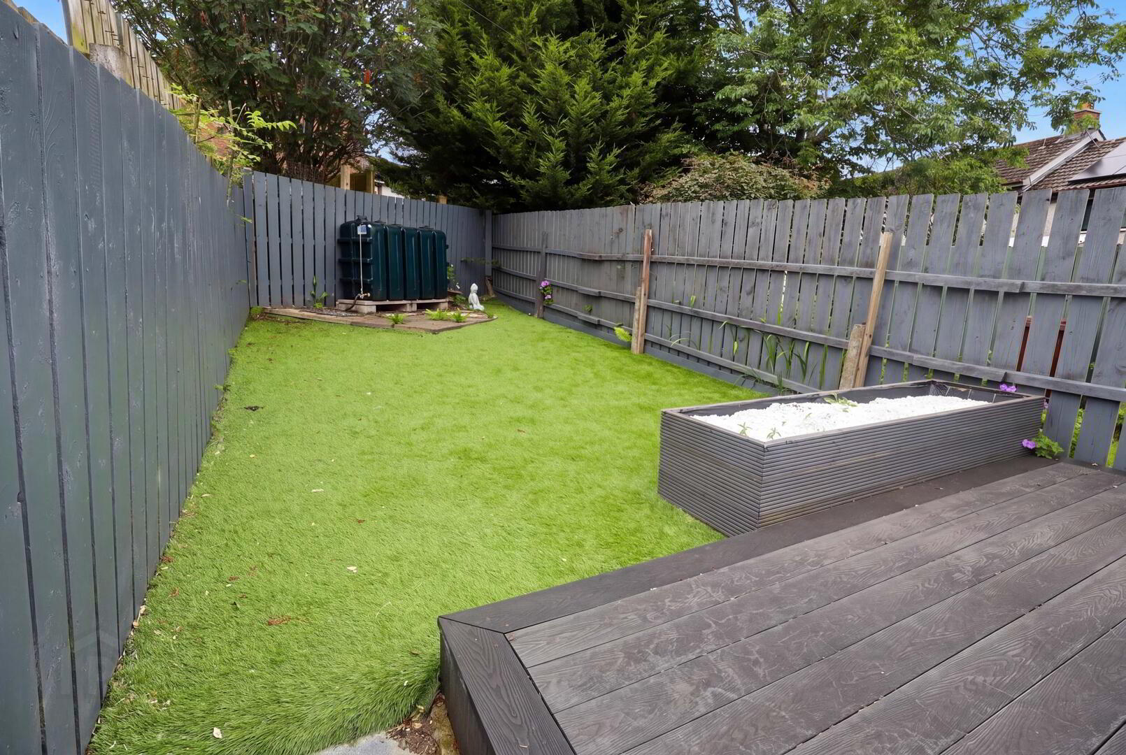 16 Mossley Crescent 16 of 16