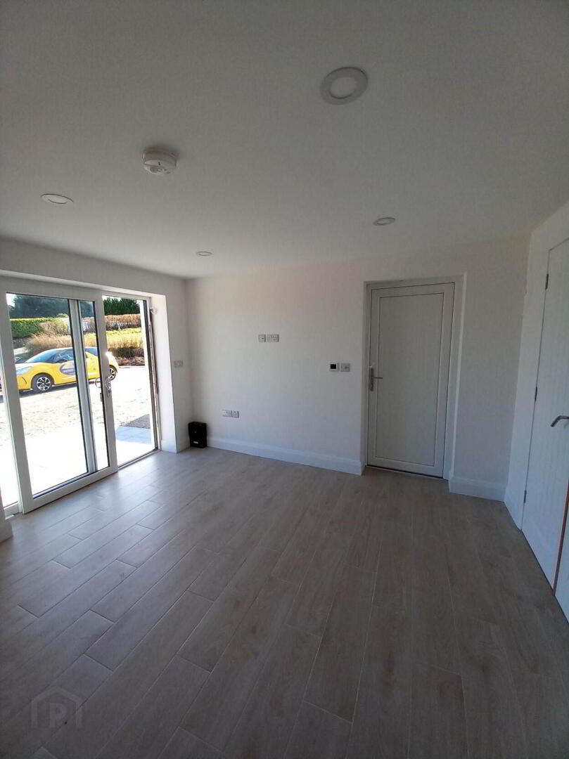 Studio Apartment 6 of 7