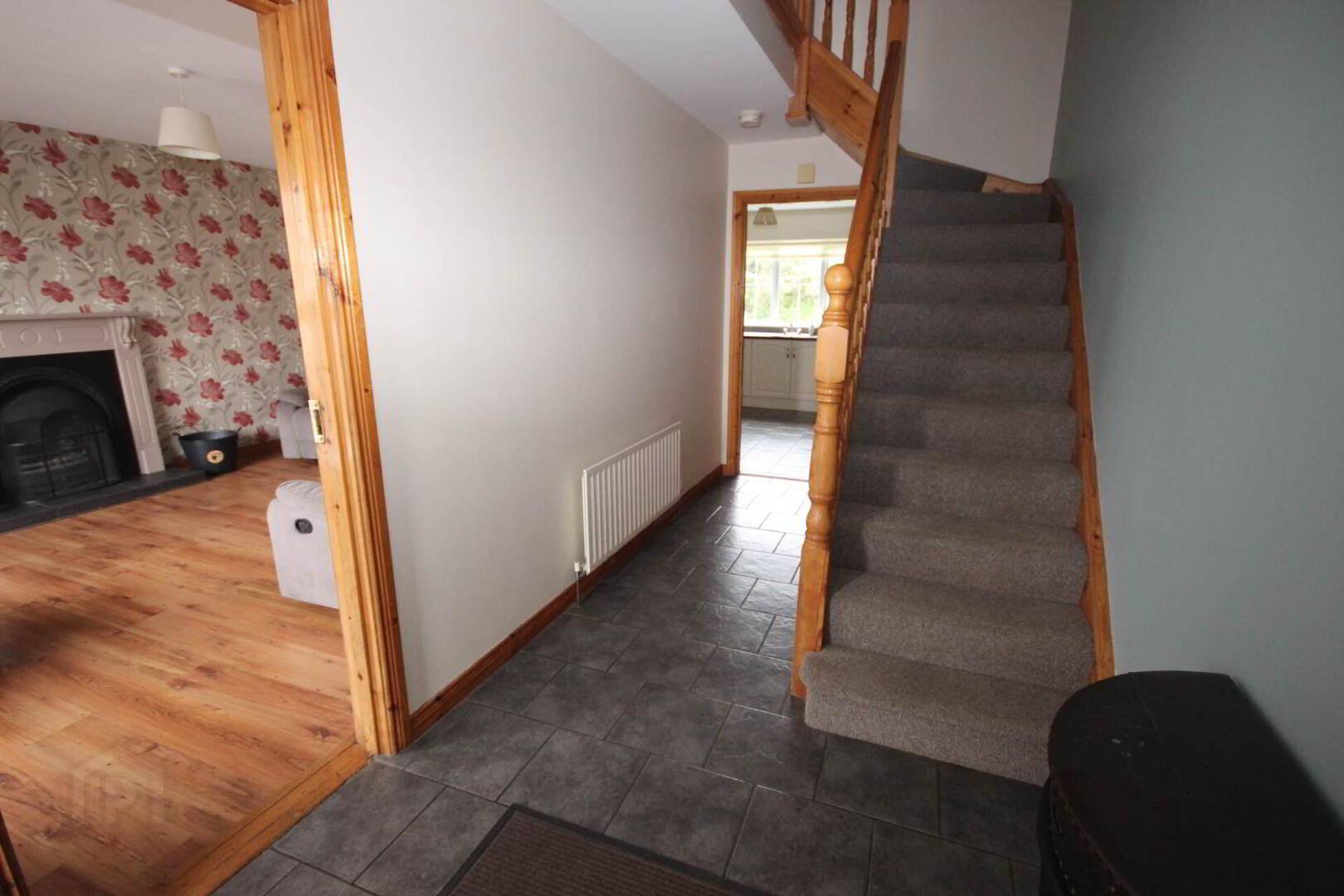 7 Gleann Tain Manor 2 of 19