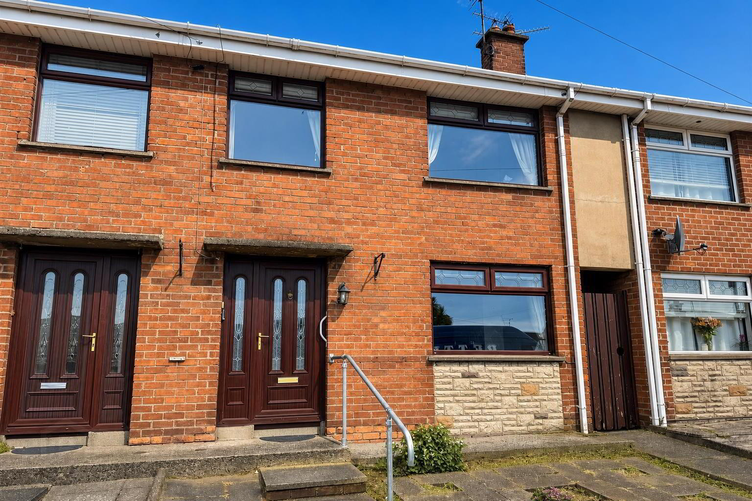 164 East Street 1 of 13