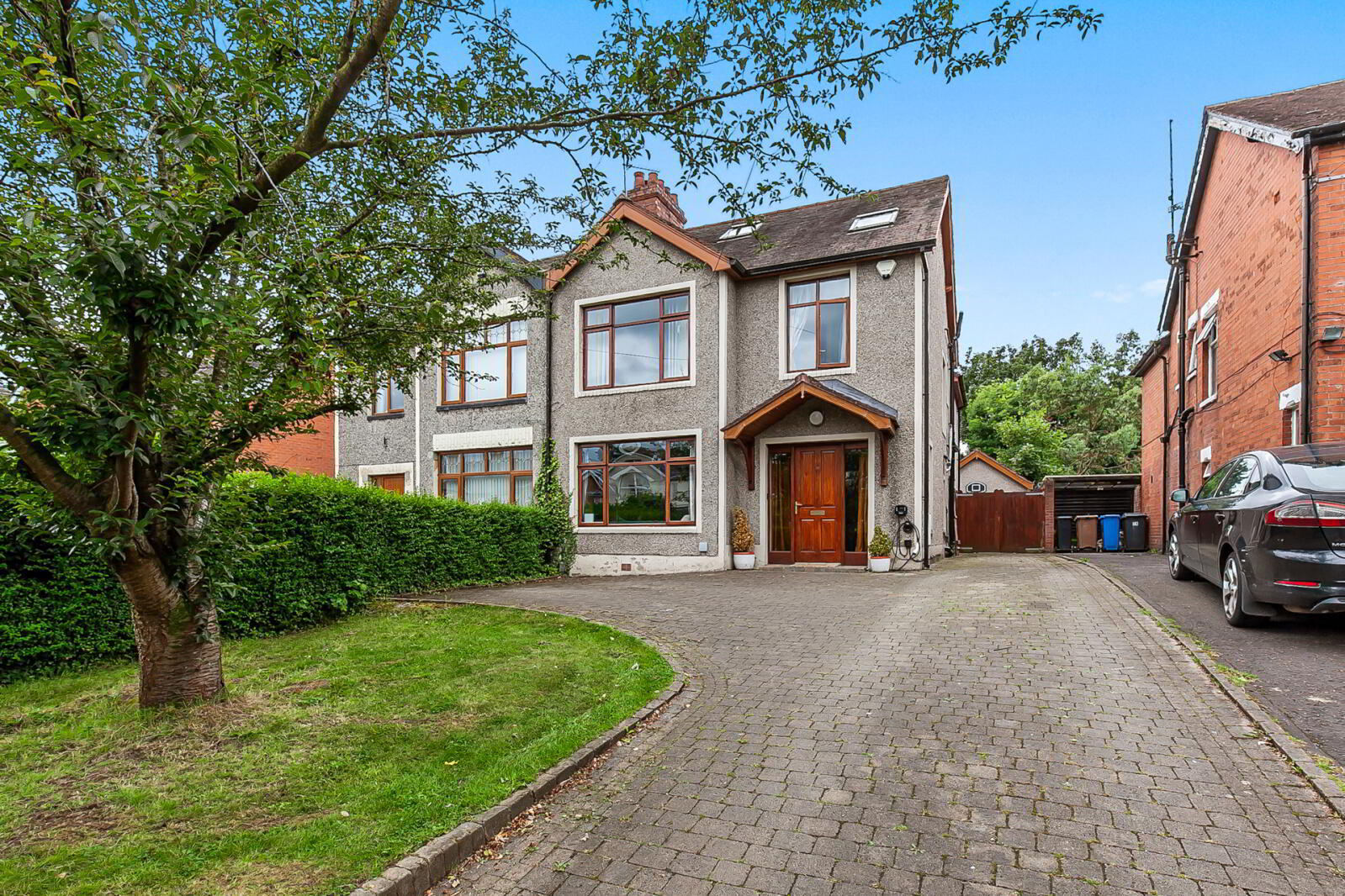 81 Lansdowne Road 1 of 32