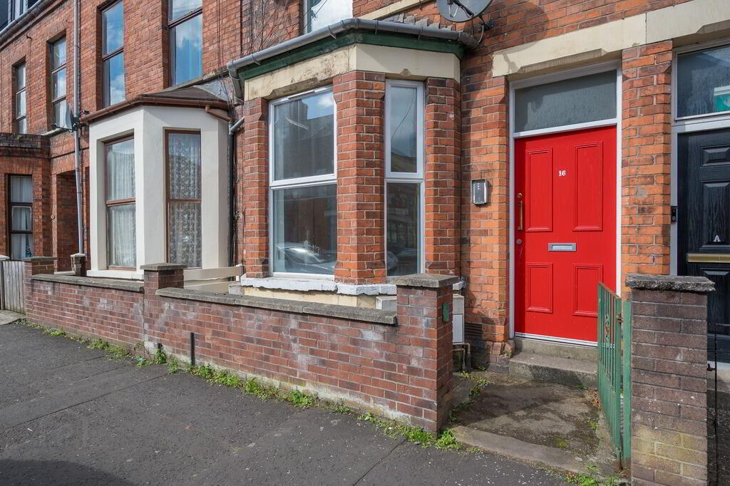 Flat 2, 16 Atlantic Avenue 2 of 11