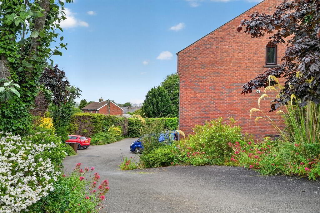 10 Abbeycourt, 2-16 Newtownards Road 12 of 13