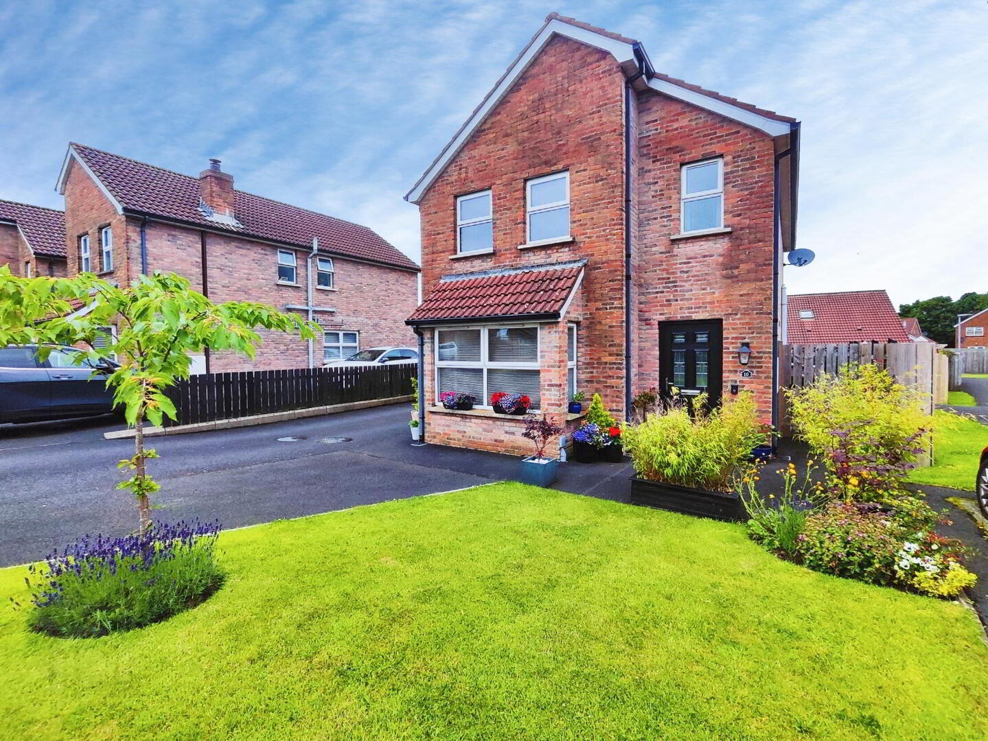 10 Granary Close 1 of 16