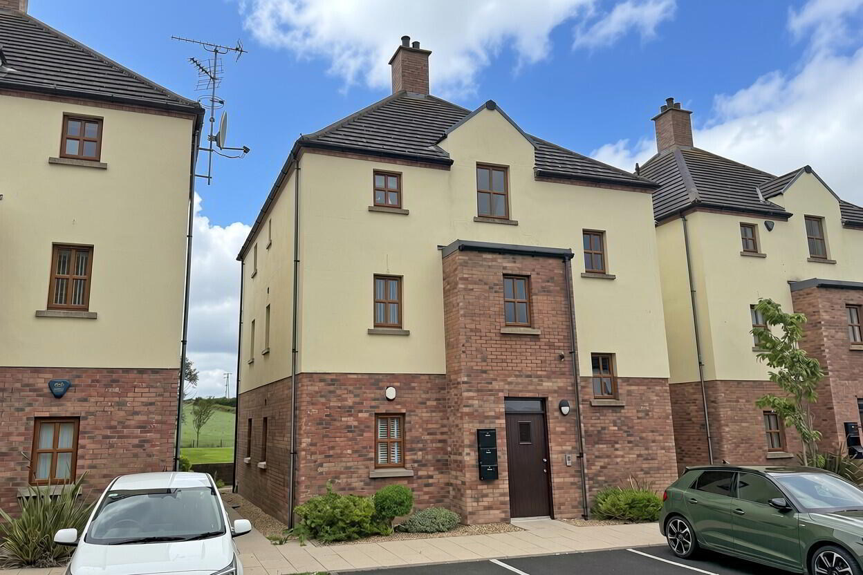 34 Galvally Road 2 of 17